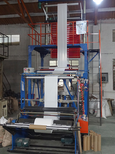 Plastic film blowing machine