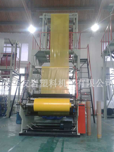 Plastic film blowing machine